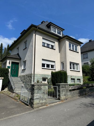 Verzorgd een- of tweefamiliehuis in rustige ligging in Nuttlar (Bestwig) – Hochsauerland