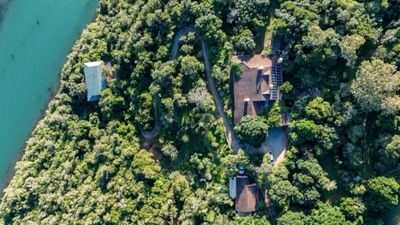 Outstanding property overlooking the Bushmans River