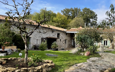 Ontdek de Onontdekte Parel: Domaine Rocheux – 3 Vakantieverblijven