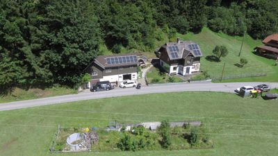 Vrijstaand huis met 2 appartementen in Karinthië. Op 10 minuten van skigebied en Millstätter See.