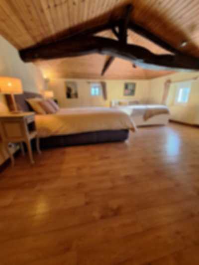 Luxe vakantievilla, privé domein van 7ha voor 8 p.