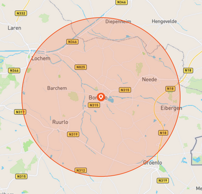 Woning geschikt voor 3-4 personen, 16,18,20 en 54 jaar en 4 honden