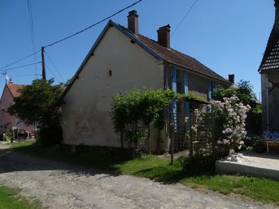 Charmant huis in gehucht in Midden-Frankrijk inclusief inboedel.