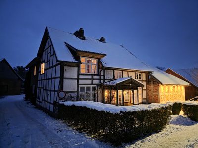 Ruim woonhuis met circa 400 m² woon- en gebruiksoppervlak Geschikt als één- of tweefamiliewoning