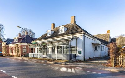 Vrijstaande woning met uitzonderlijk veel ruimte