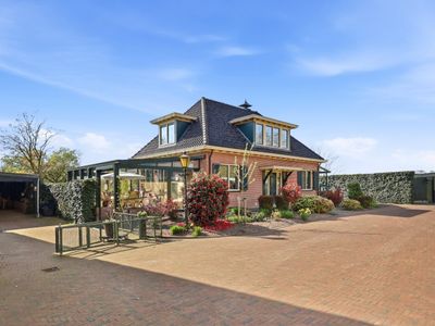 Uw toekomstige landgoed of plek meerdere woningen