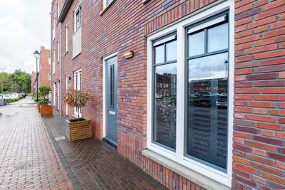 Luxe tussenwoning te koop in Noordwijkerhout