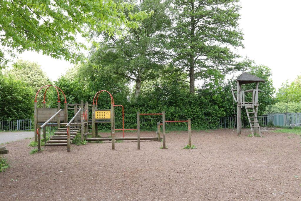 Kinderwoud Kinderopvang Us Kubus in Heerenveen buiten