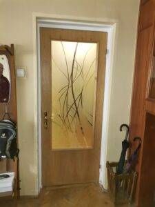 Reconditionare usi furniruite