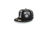 Afbeelding van New Era Fitted Cap BROOKLYN NETS NBA22 DRAFT BLACK/BLACK/WHITE NE60243042