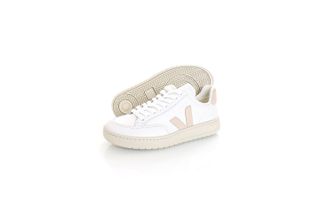Foto van Veja Sneakers V-12 LEATHER EXTRA WHITE SABLE XD0202335A