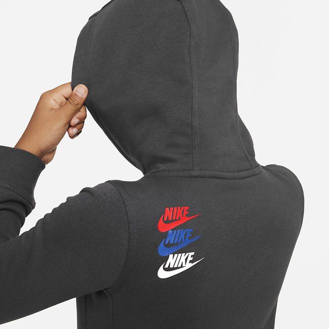 Afbeelding van Nike Sportswear Standard Issue Fleecehoodie Kids Dark Smoke Grey