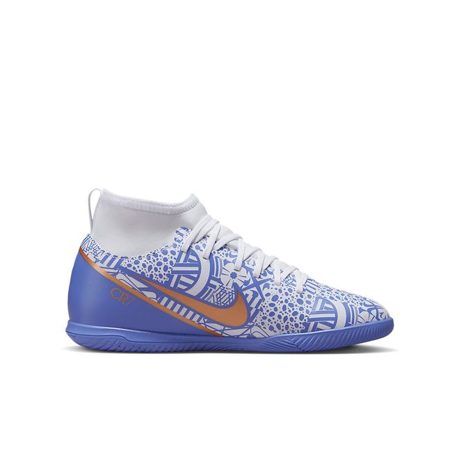 Afbeelding van Nike Mercurial Superfly 9 Club CR7 IC Kids White Metallic Copper
