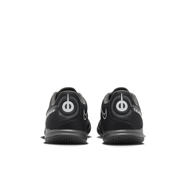 Afbeelding van Nike Tiempo Legend 9 Academy IC Black Dark Smoke Grey