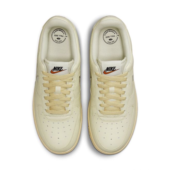 Afbeelding van Nike Air Force 1 '07 LX Coconut Milk