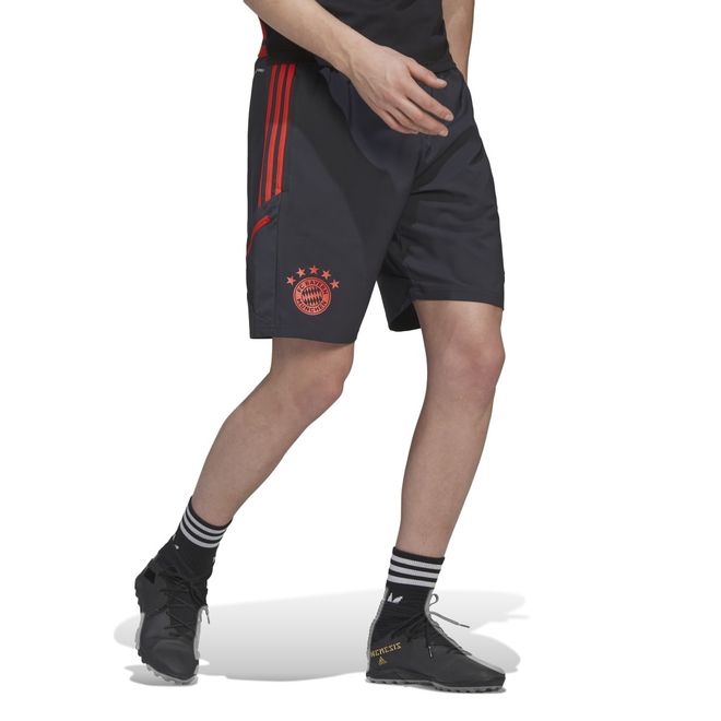 Afbeelding van FC Bayern München Condivo 22 Polo Set White