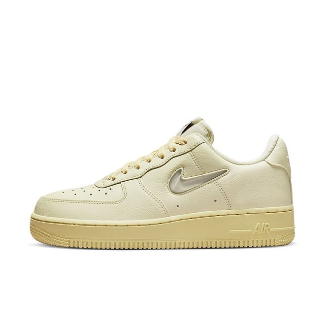 Afbeelding van Nike Air Force 1 '07 LX Coconut Milk