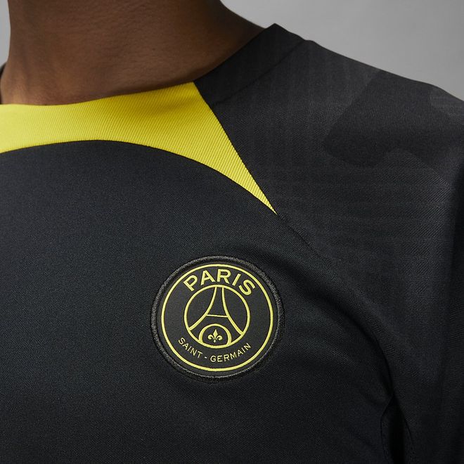 Afbeelding van Paris Saint-Germain Strike Nike Dri-FIT Voetbaltop Black Tour Yellow