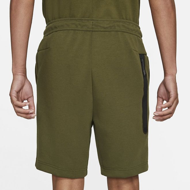 Afbeelding van Nike Sportswear Tech Fleece Shortt Rough Green