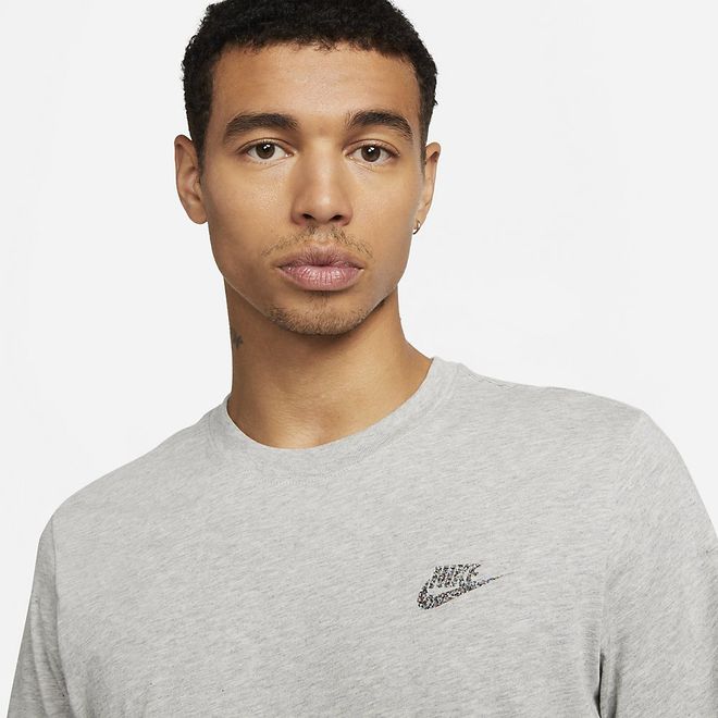 Afbeelding van Nike Sportswear Club T-Shirt Grey Heather