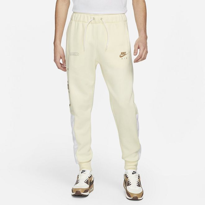 Afbeelding van Nike Air hoodie Tilt Set Creme