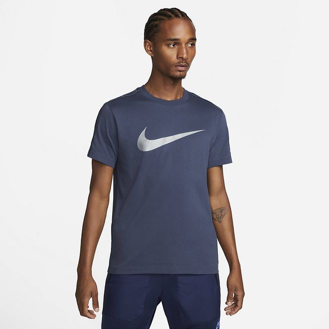 Afbeelding van Nike Sportswear Repeat T-shirt Thunder Blue