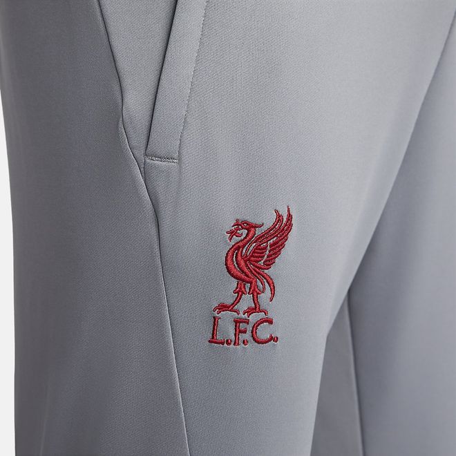 Afbeelding van Liverpool FC Strike Nike Dri-FIT Voetbalbroek Wolf Grey