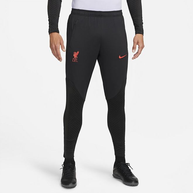Afbeelding van Liverpool FC Strike Nike Dri-FIT Voetbalbroek Black Sirene Red