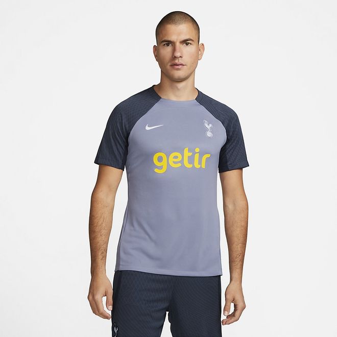 Afbeelding van Tottenham Hotspur Strike Nike Dri-FIT Knit Voetbaltop Iron Purple