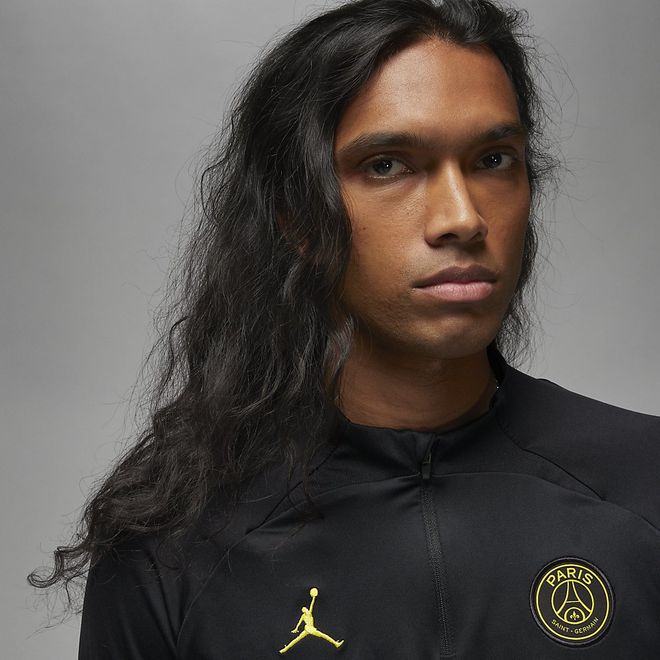 Afbeelding van Paris Saint-Germain Strike Jordan Dri-FIT Voetbaltrainingstop Black Tour Yellow