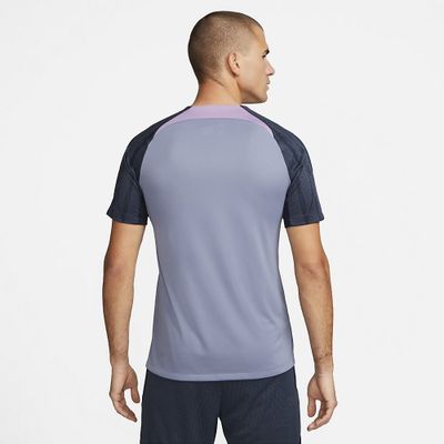 Foto van Tottenham Hotspur Strike Nike Dri-FIT Knit Voetbaltop Iron Purple