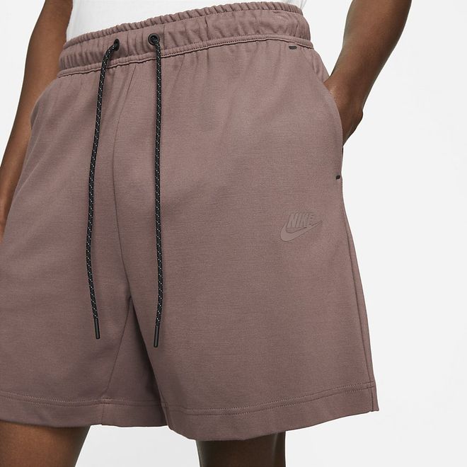 Afbeelding van Nike Sportswear Tech Fleece Lightweight Short Plum Eclipse