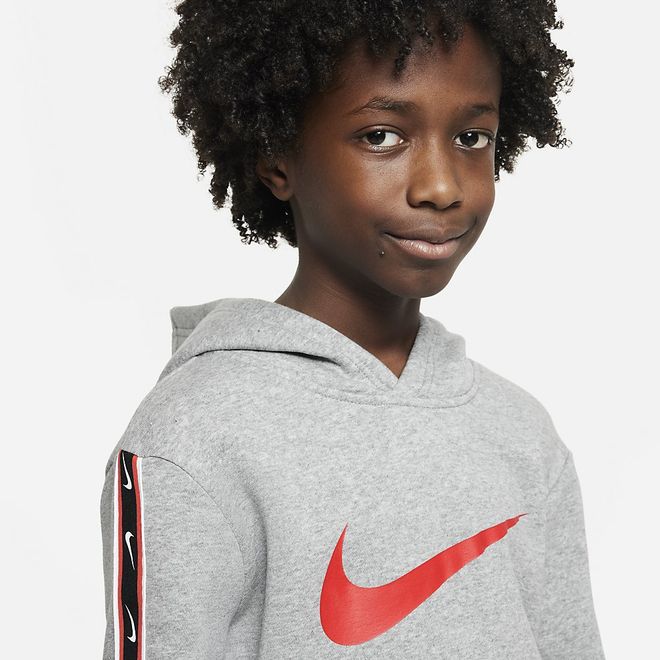 Afbeelding van Nike Sportswear Repeat Fleecehoodie Kids Dark Grey Heather