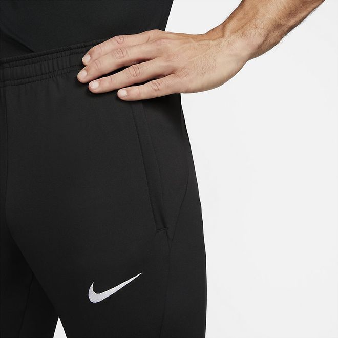Afbeelding van Liverpool FC Strike Nike Dri-FIT Knit Voetbalbroek Black