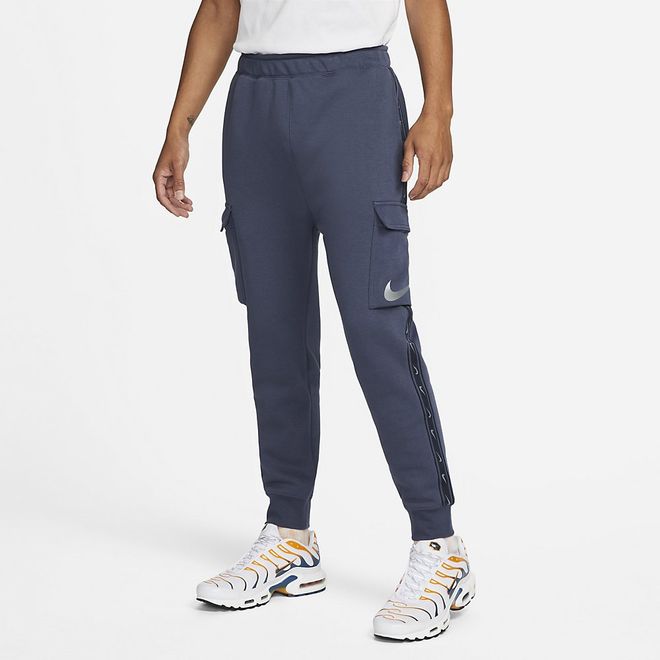 Afbeelding van Nike Sportswear Repeat Fleece Cargobroek Thunder Blue