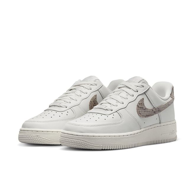 Afbeelding van Nike Air Force 1 '07 Snakeskin Phantom