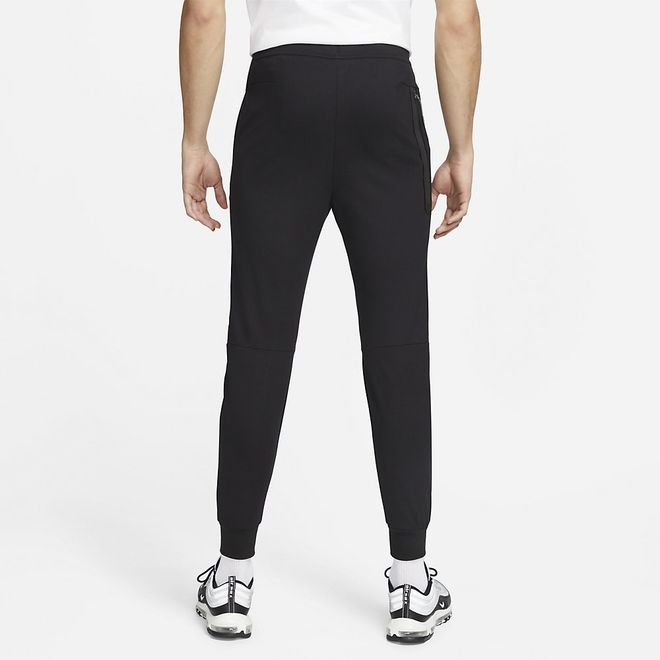 Afbeelding van Nike Sportswear Tech Fleece Lightweight Pant Triple Black