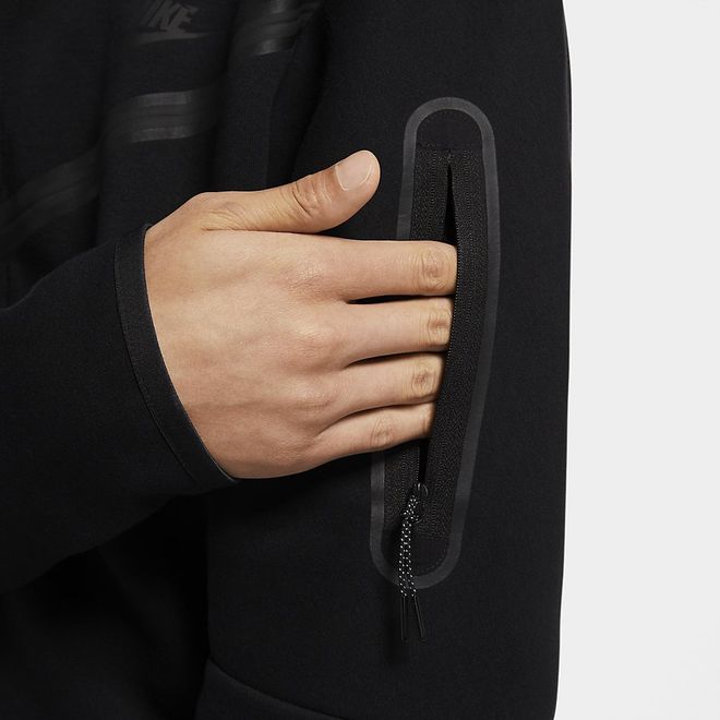 Afbeelding van Nike Sportswear Tech Fleece Hoodie Black