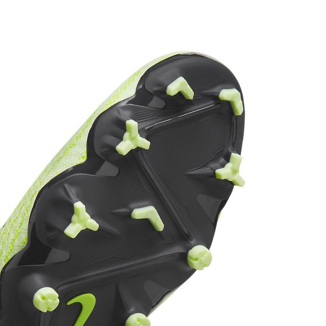 Afbeelding van Nike Phantom GX Academy Dynamic Fit FG Barely Volt