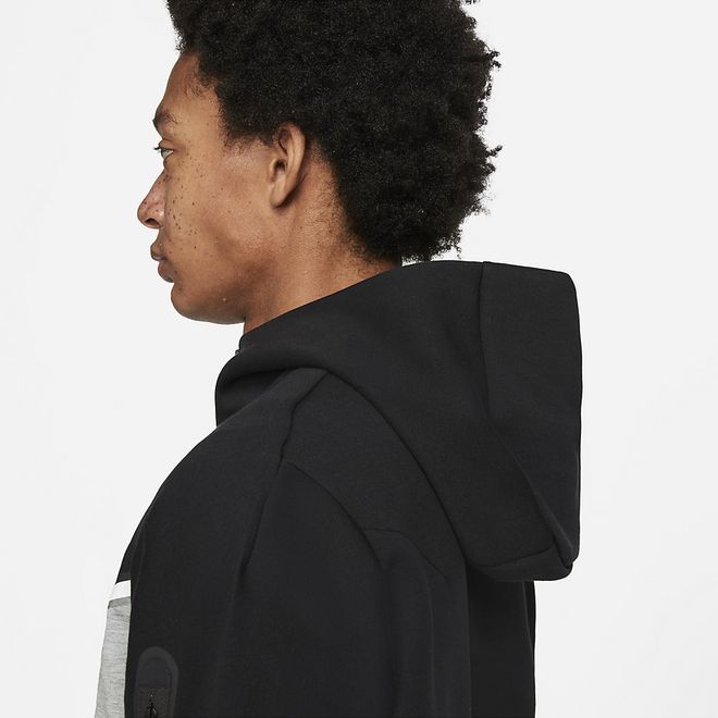 Afbeelding van Nike Sportswear Tech Fleece Hoodie Black Dark Grey Heather