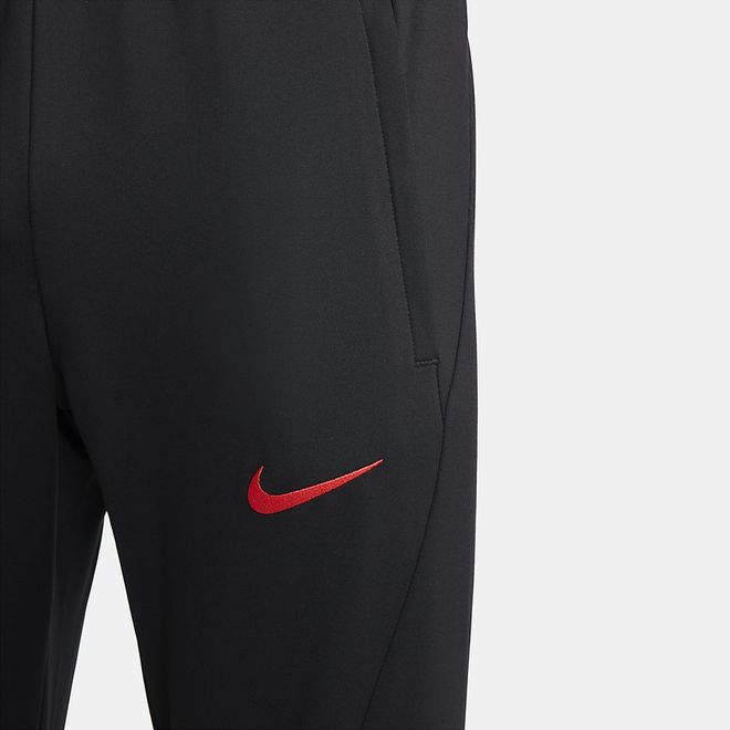 Afbeelding van Liverpool FC Strike Nike Dri-FIT Voetbalbroek Black Sirene Red
