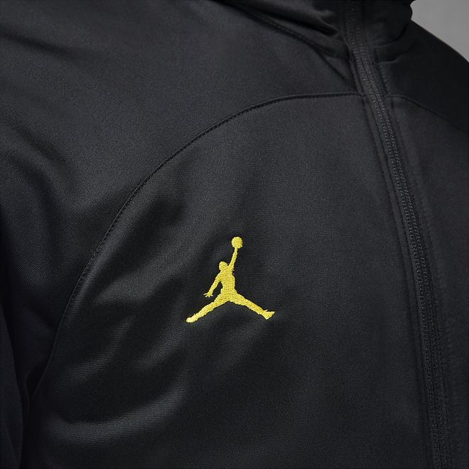 Afbeelding van Paris Saint-Germain Strike Vierde Jordan Dri-FIT Voetbaltrainingspak met Capuchon Black Tour Yellow