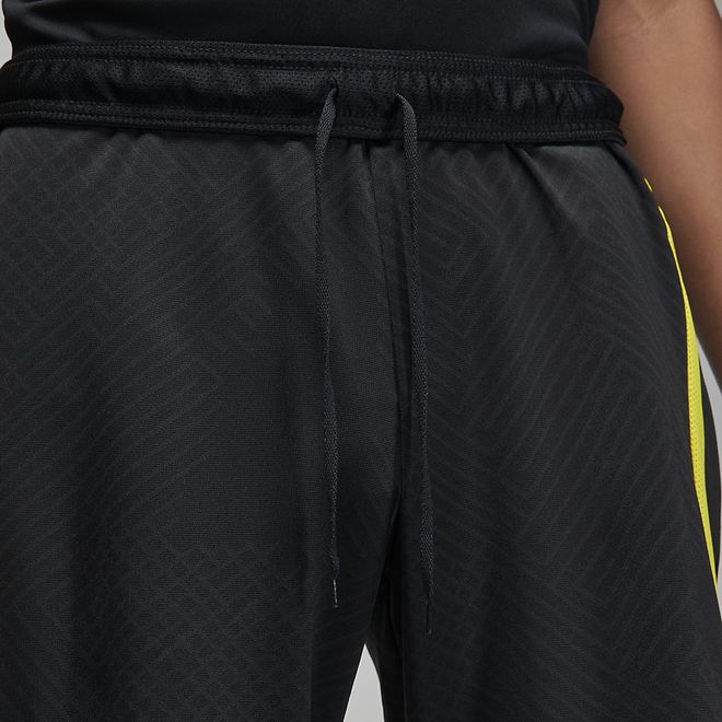 Afbeelding van Paris Saint-Germain Strike Nike Dri-FIT Voetbalshorts Black Tour Yellow