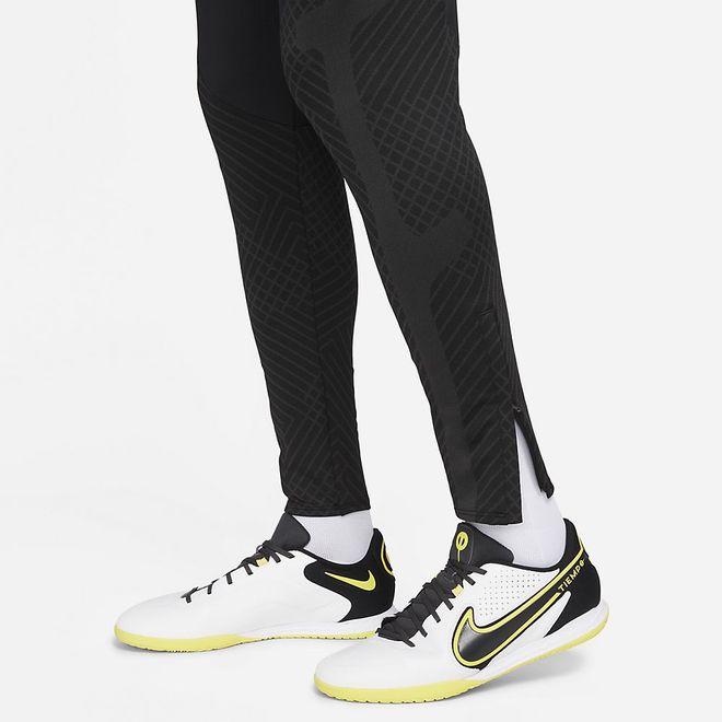 Afbeelding van Nike Dri-FIT Strike Voetbaltraining Set Black