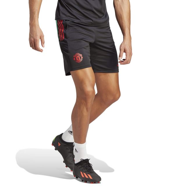 Afbeelding van Manchester United Tiro Training Short Black