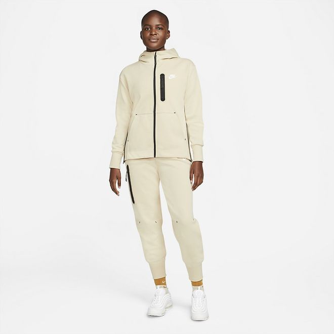 Afbeelding van Nike Tech Fleece Pant WMNS Rattan
