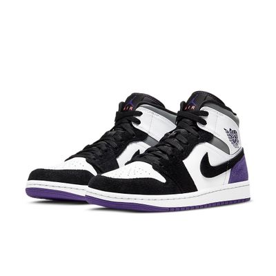 Foto van Nike Air Jordan 1 White Black Purple