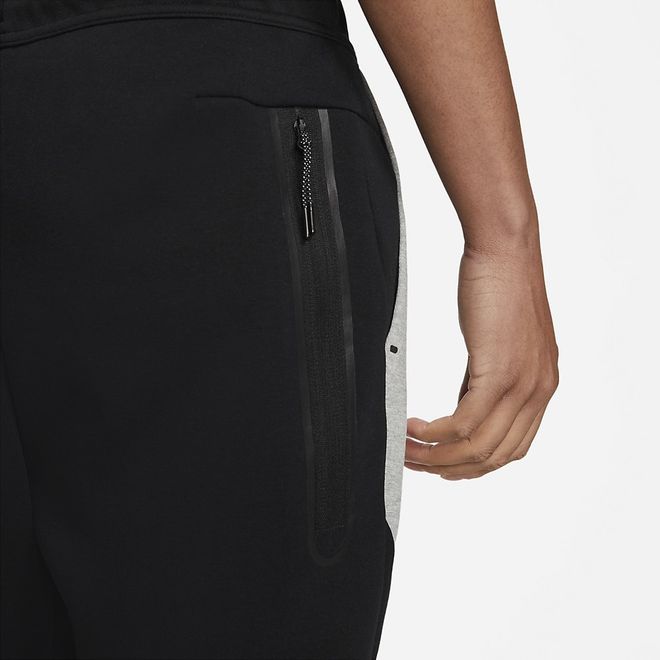 Afbeelding van Nike Tech Fleece Pant Black Dark Grey Heather