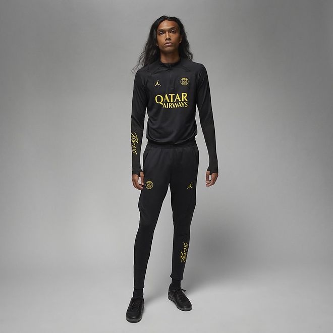 Afbeelding van Paris Saint-Germain Strike Jordan Dri-FIT Voetbaltrainingstop Black Tour Yellow