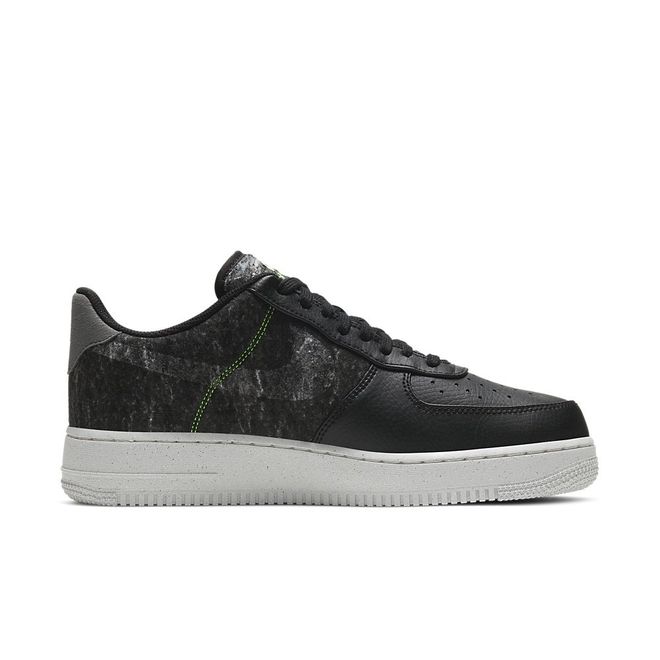 Afbeelding van Nike Air Force 1 '07 Black Light Bone